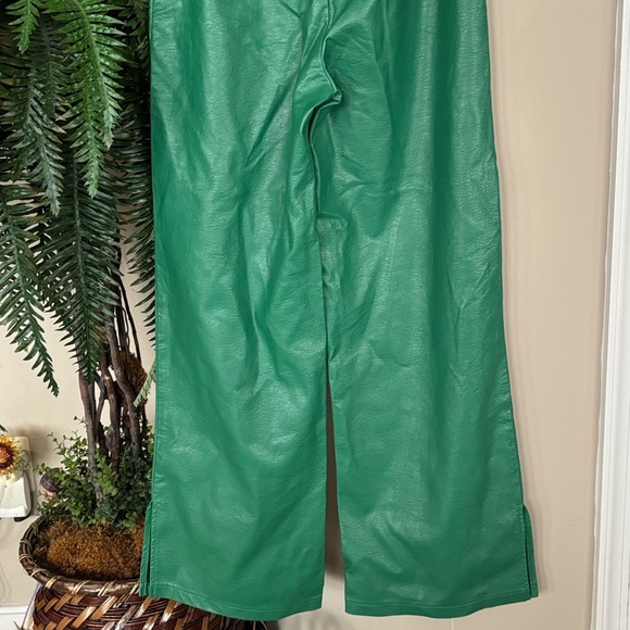 Princess Polly Ashlea Faux Leather Pants Green Mid Rise Light Flare Trousers - Picture 11 of 16